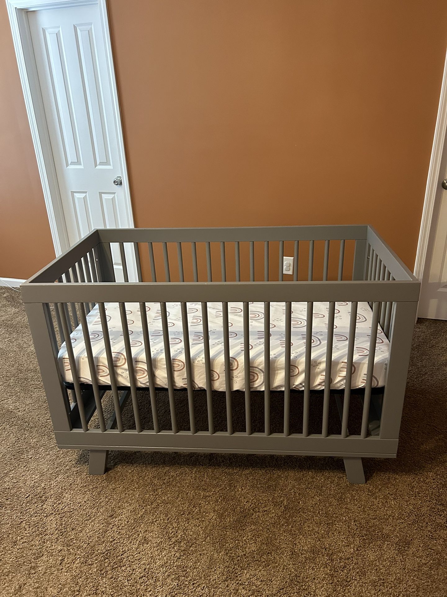 Hudson Crib + Kolcraft Mattress 
