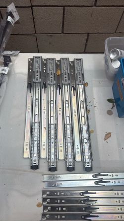 Soft close drawer rails