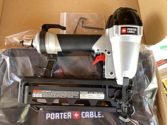 BRAND NEW Porter Cable 16 ga finishing nailer with bag