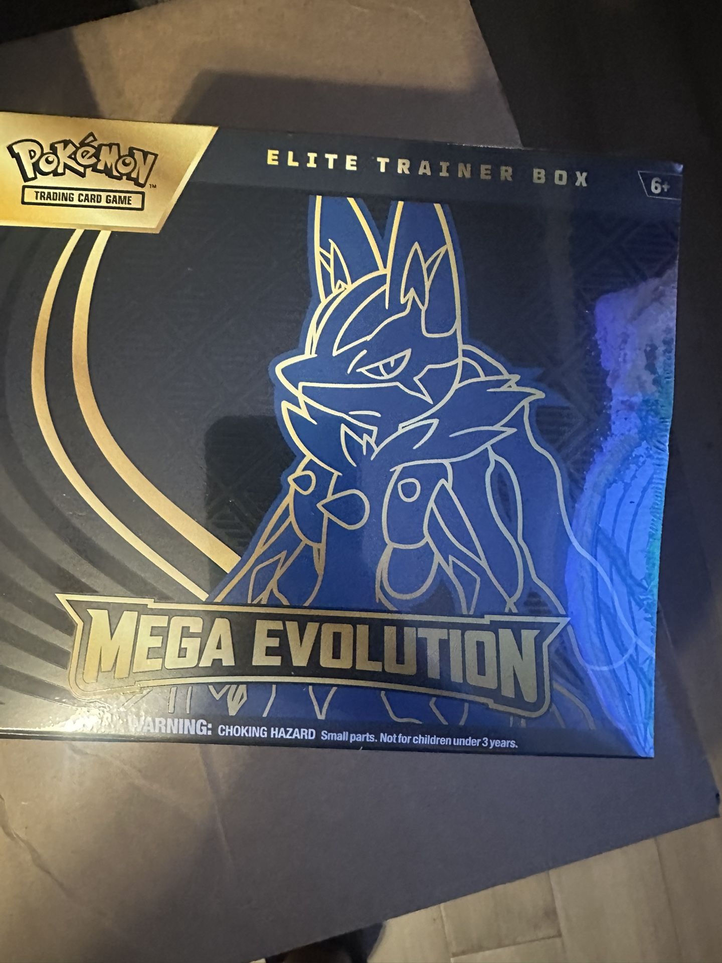 Pokemon Mega Evolutions elite trainer Box