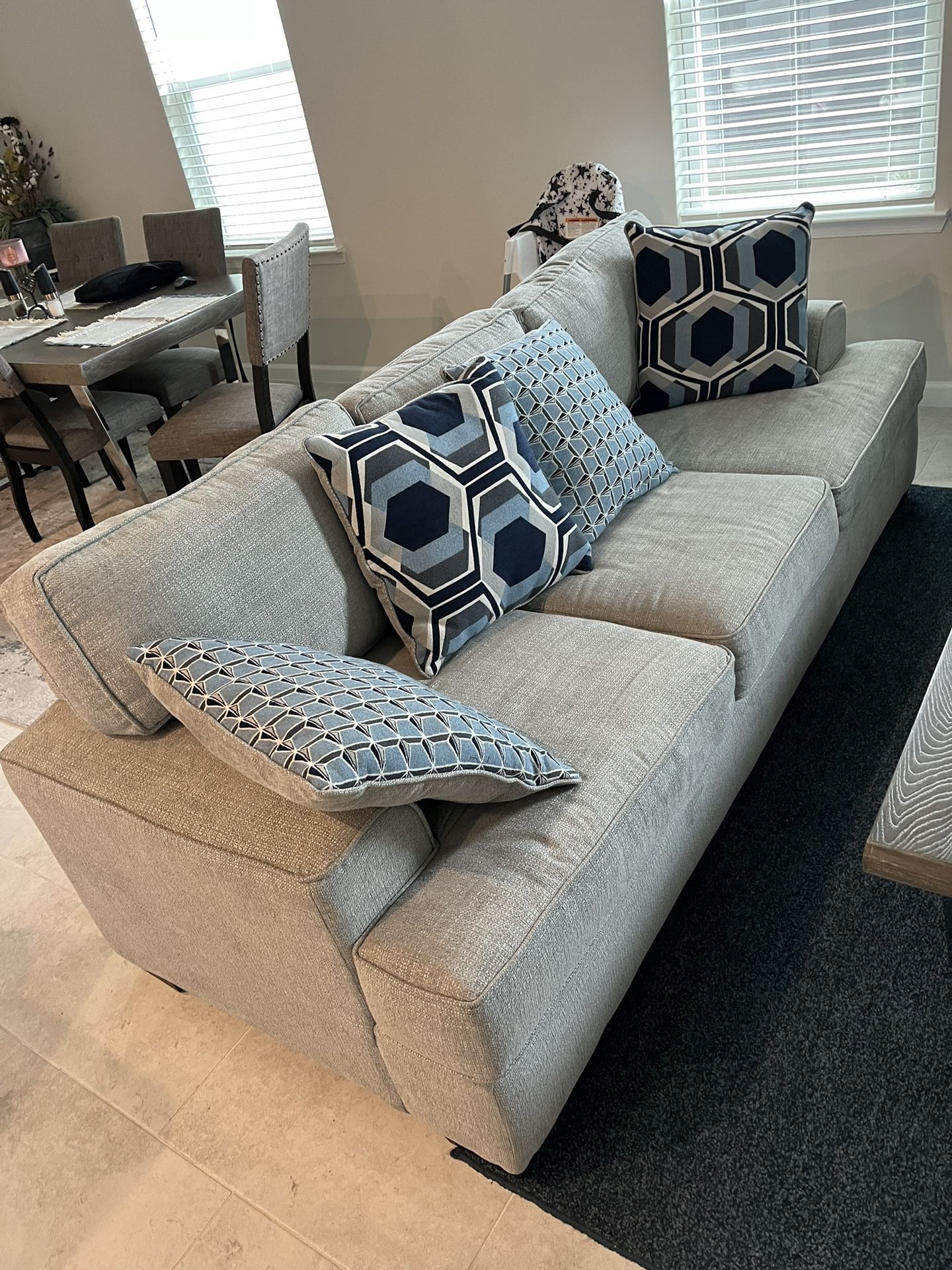 Nice Furniture For Sale With Tables 800 Or Best Offer
