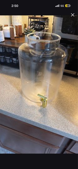 Plastic Beverage Dispenser with Gold Spigot