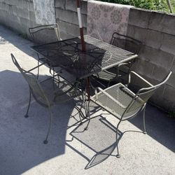 Patio Table Matching set $400