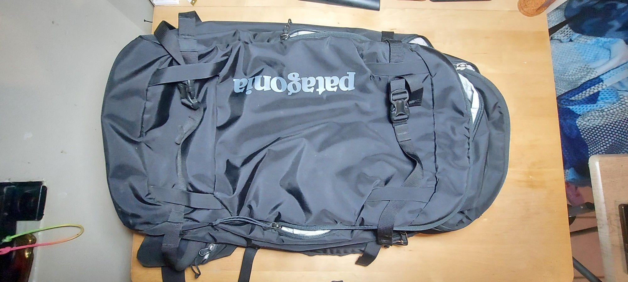 Patagonia Snowdrifter 34L Snowboarding backpack Bag Black