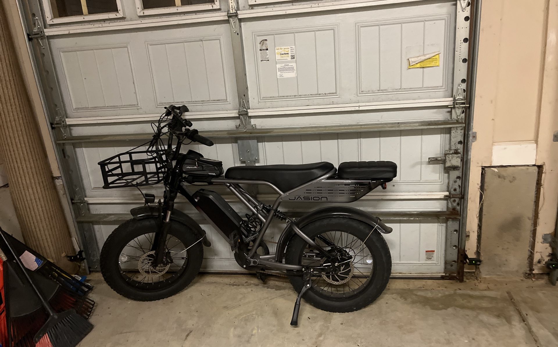 Jaison Retrovolt Ebike