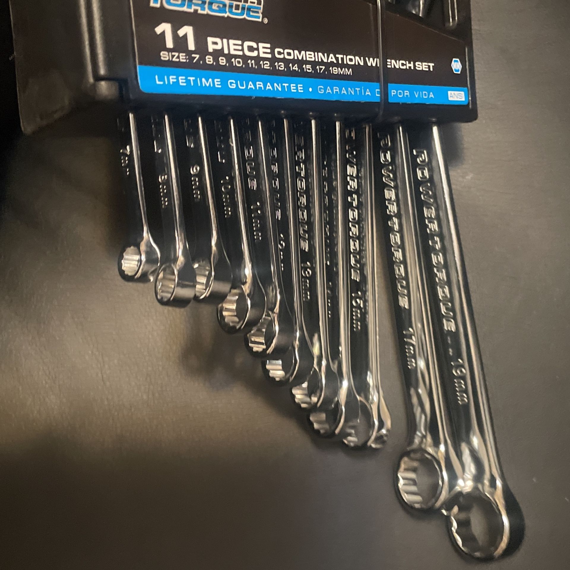 11 Piece Combination Wrench Set Lifetime Warranty 