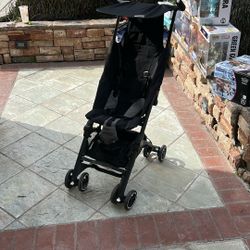 gb Pockit Compact Travel Stroller Black Lightweight Folding Umbrella Mesh Basket