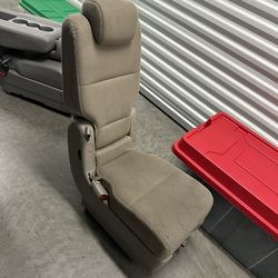 Middle Seat