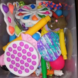 Huge Fidget Bundle(Read Description)