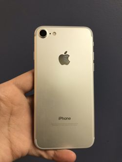 iPhone 7 128GB Factory Unlocked