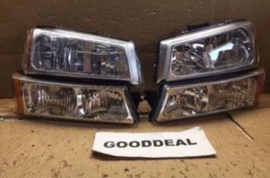 #11 Fit 03-06 Chevy Silverado/Avalanche Chrome Amber Headlight