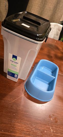 Pet Food container and dish set