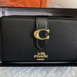 Women Coach Wallet 
