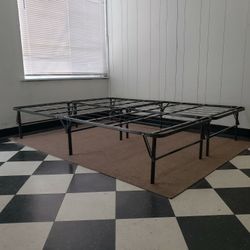 Queen size bed frame - can DELIVER almost anywhere for $20 extra - gently used and in very good condition 😍