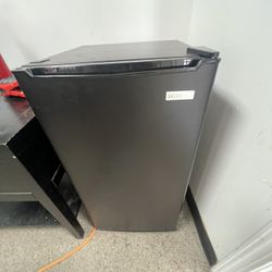 Fridge Refrigerator For Office Still Like Knew 