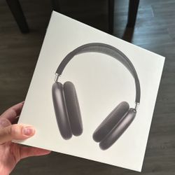 Brand New Air Pod Max (black) 