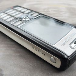 Sony Ericsson T637 Cell Phone RARE COLECTIBLE
