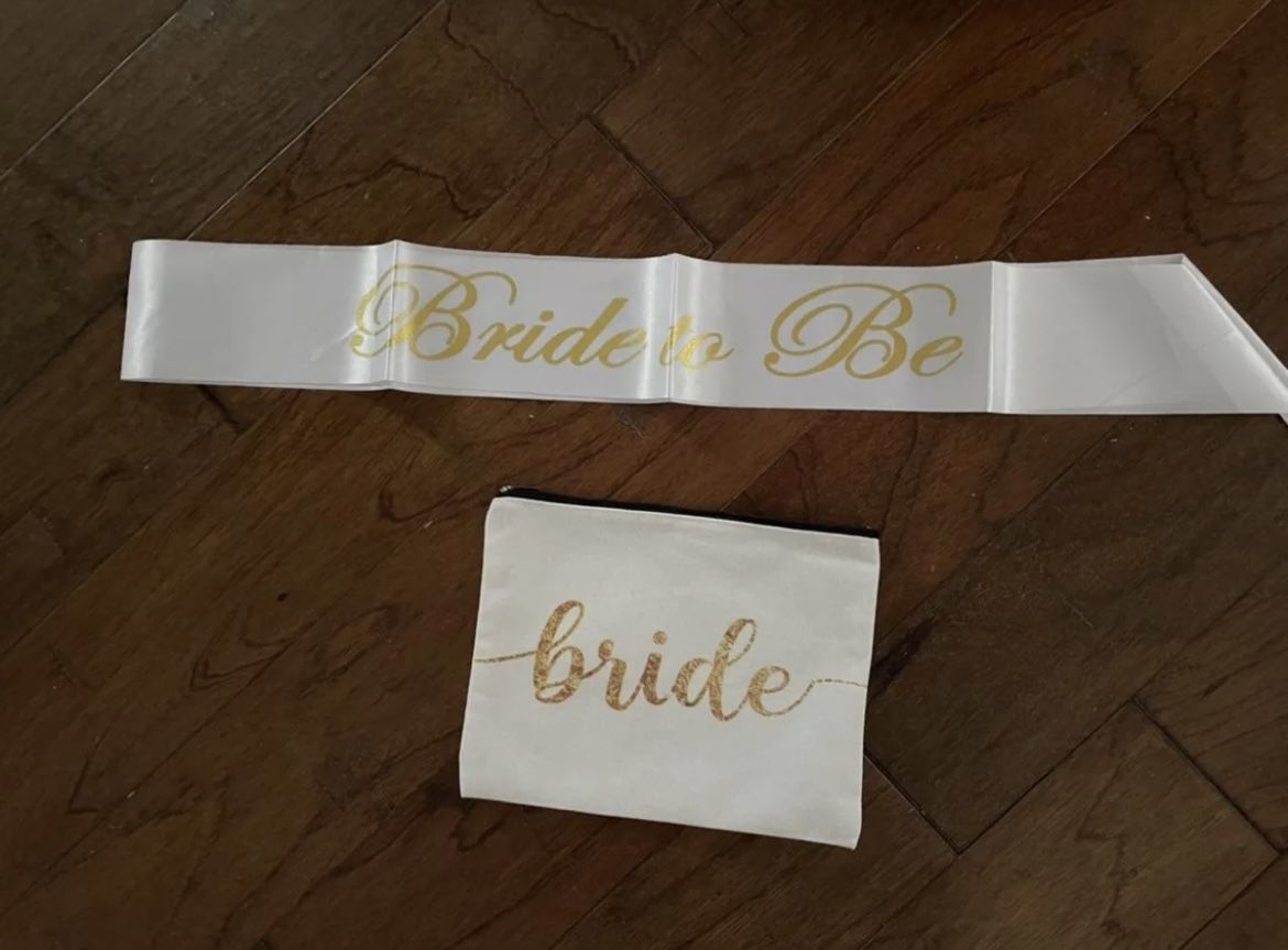 Brial Robe with Accessories