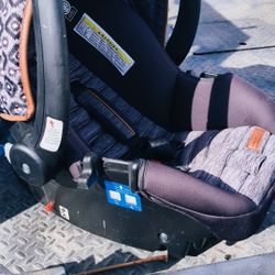 Infant And Toddler Car Seats 