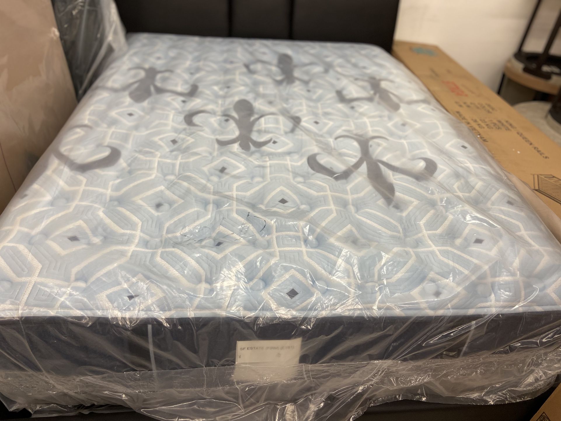 Best Mattresses & Low Prices‼️