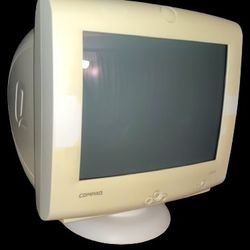 Compaq CRT Monitor 