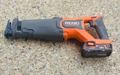 Ridgid 18V Brushless Cordless Reciprocating Saw with battery