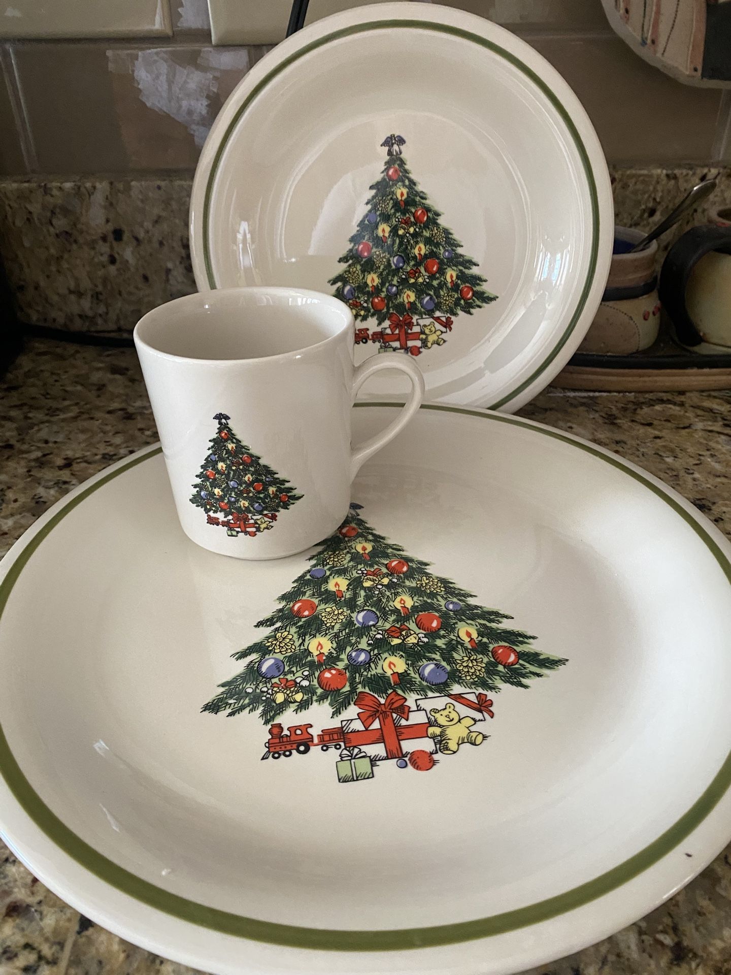 Christmas Dinnerware
