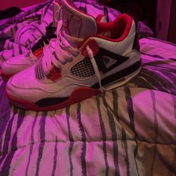 Air Jordan 4’s 10 in Mens