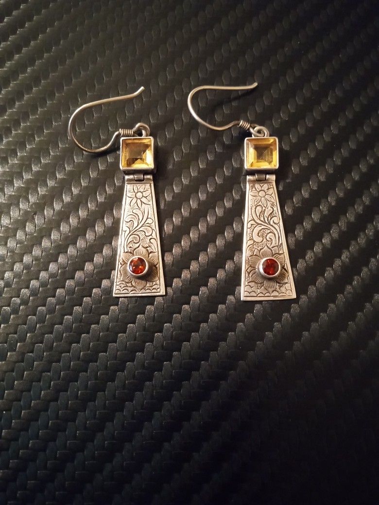 VTG 925 Sterling Silver 2" Dangle Earrings w/Champagne & Ruby Colored Gemstones