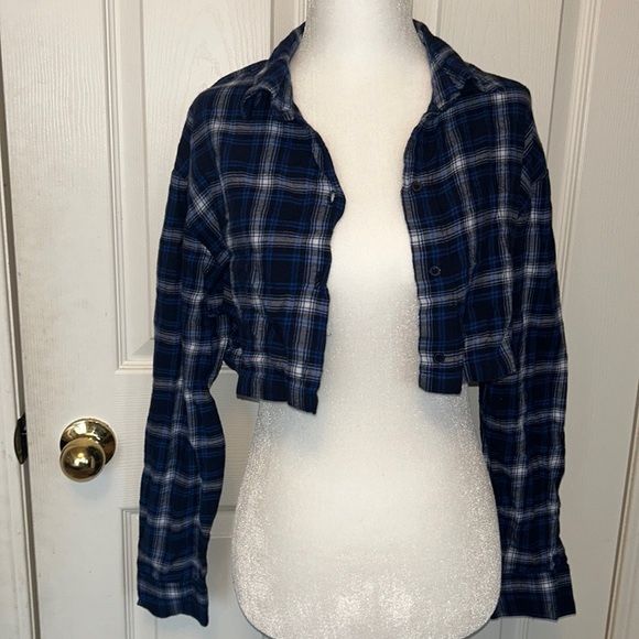 H&M Cropped Cotton Button Up Shirt