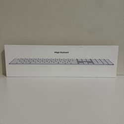 Apple Magic (MQ052LL/A) Wireless Keyboard With Numeric Pad - Silver