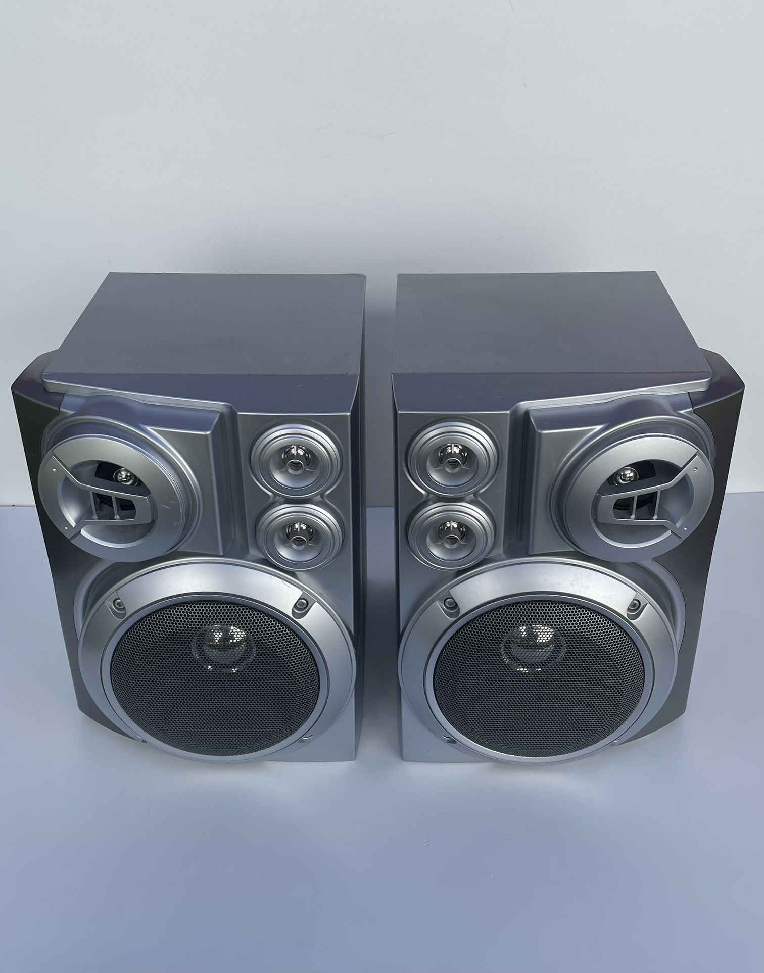 SHARP CP-ES770 Silver Book Shelf Subwoofer Speakers Lot of 2 TESTED