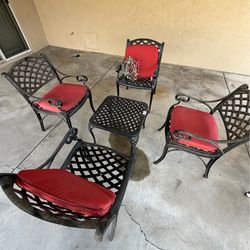 Patio set - Complete set $60