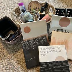 Bathroom Refresh Basket 