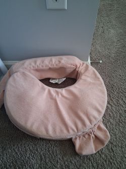 Pink breastfeeding pillow