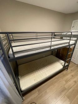 Bunk bed twin kids