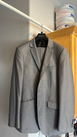 Profile Men's Gray Suit Jacket