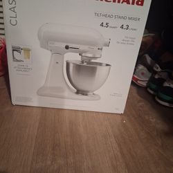 Kitchenaid 4.5qt Stand Mixer 