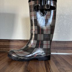 Nomad Plaid Puddle Rain Boots