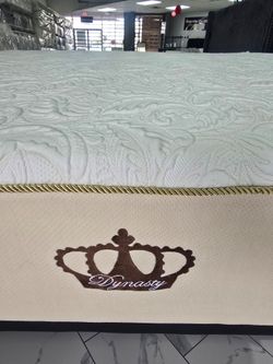 King Sizes Mattress And Box Spring