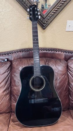 Fender  guitars  $165.00 EACH, CASH TEXT FOR PRICES.