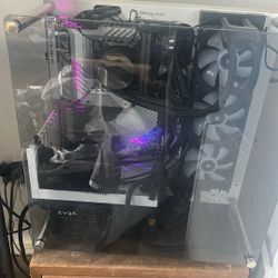 ASUS Rog Apex With 14900ks Intel Chip