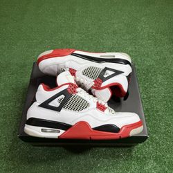 Jordan 4 Fire Red 