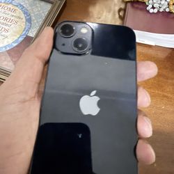 Unlocked iPhone 13 - 100% Battery Health 