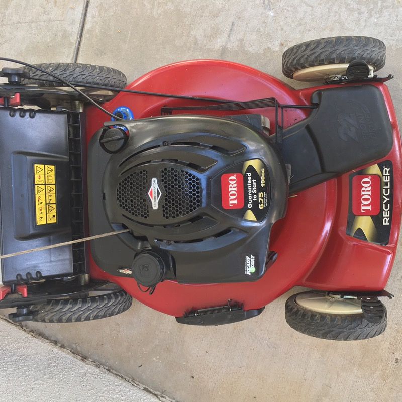 TORO RECYCLER 22" 6.75 HP (190cc) SelfPropelled Lawn Mower for Sale in