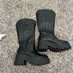 Mid thigh high boots 