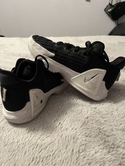Kids Nike Shoes Size 12.5
