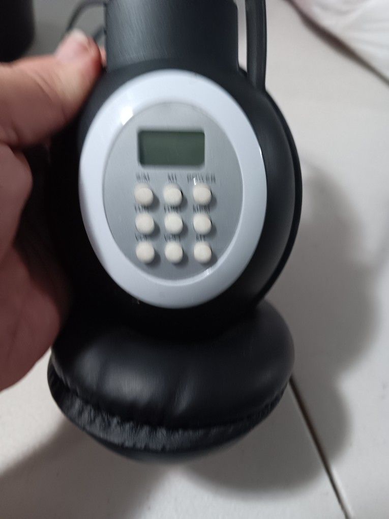 Am/FM Wireless Headset