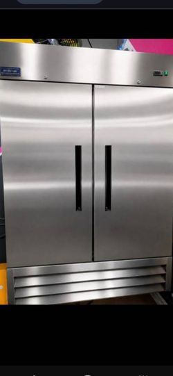 Commercial 2 Door Refrigerator- Arctic Air