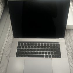 2017 MacBook Pro BROKEN for Parts 